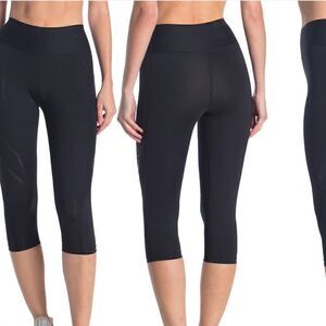 2XU lightweight compression activewear 3/4 thighs black leggings Sz XS, NWT